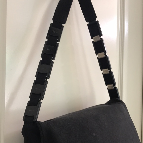 ferragamo bag - Picture 3 of 6